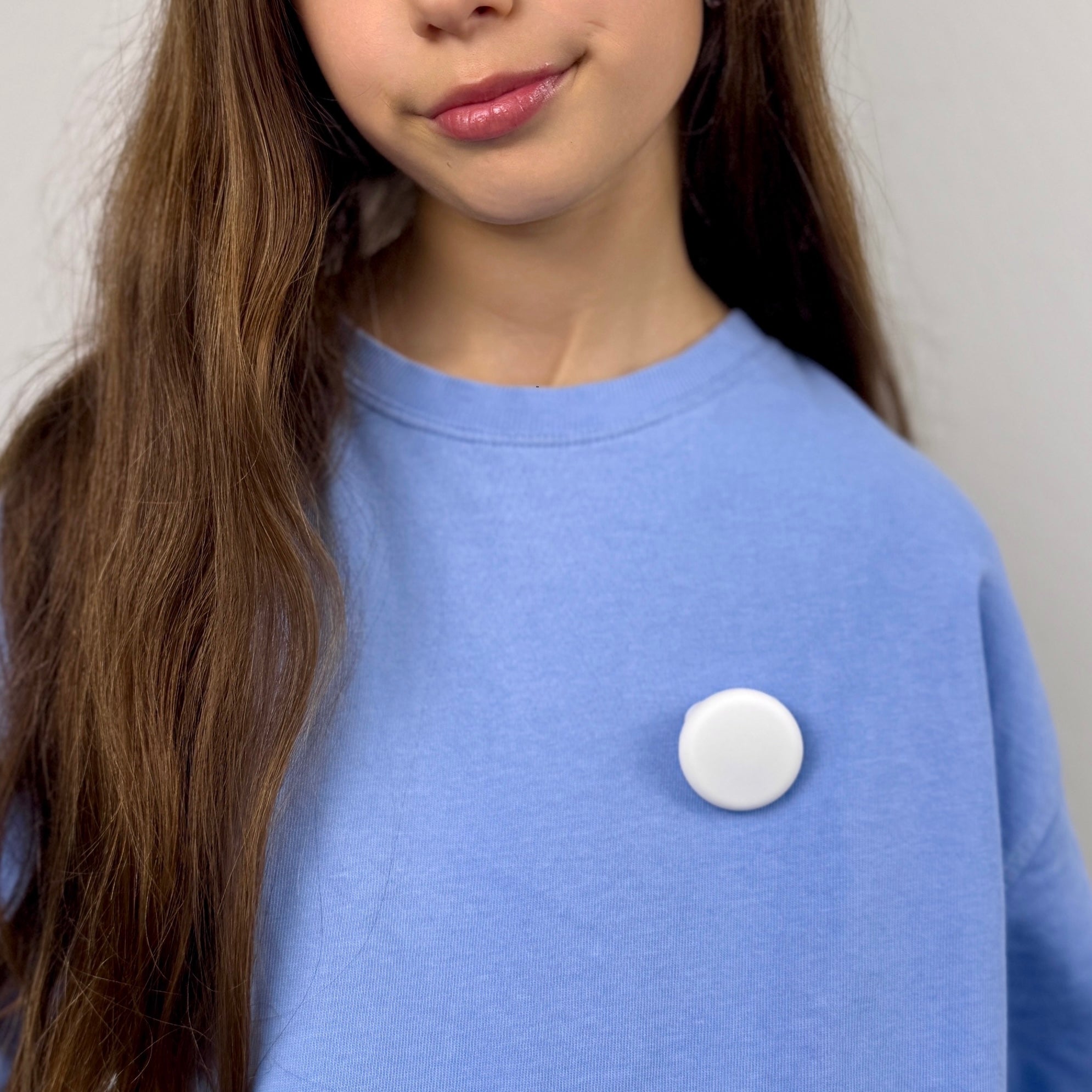 Silicone AirTag Holder for Kids – Safe, Secure & Easy to Attach