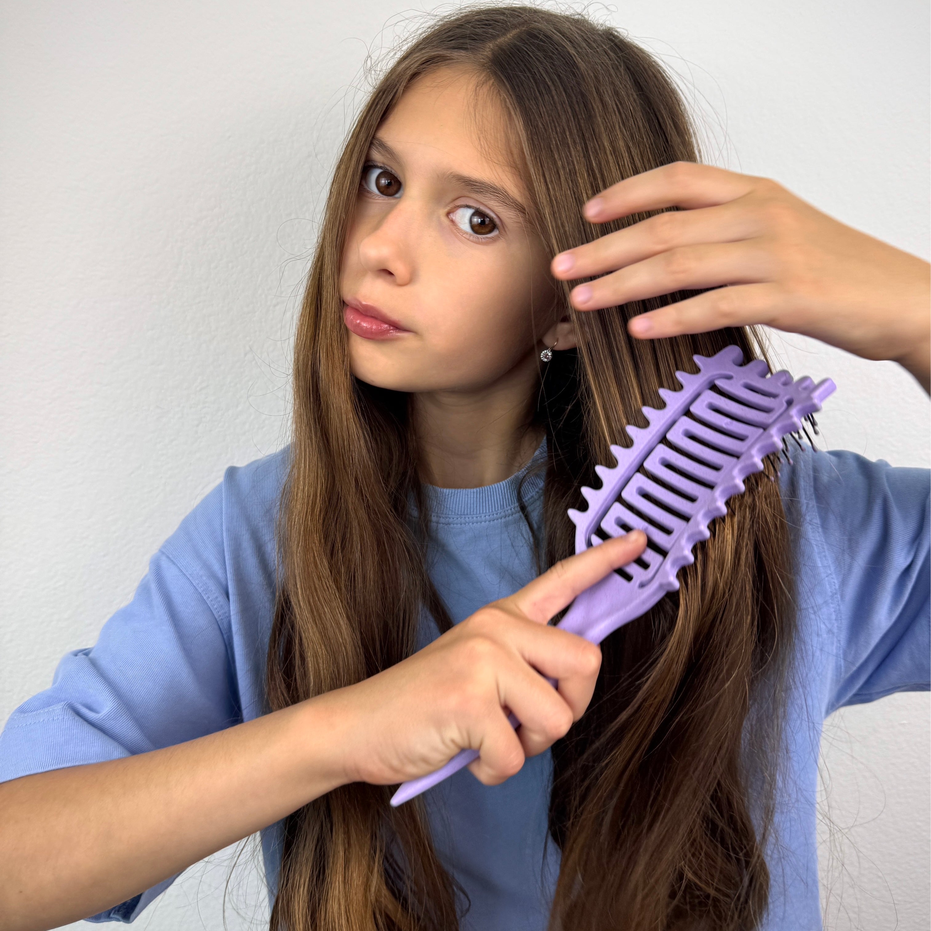 Curl Defining Brush for Curly Hair – Enhance, Detangle & Style with Ease